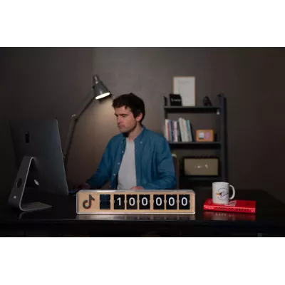 TikTok Counter – Real Time Social Media Counter | Smiirl